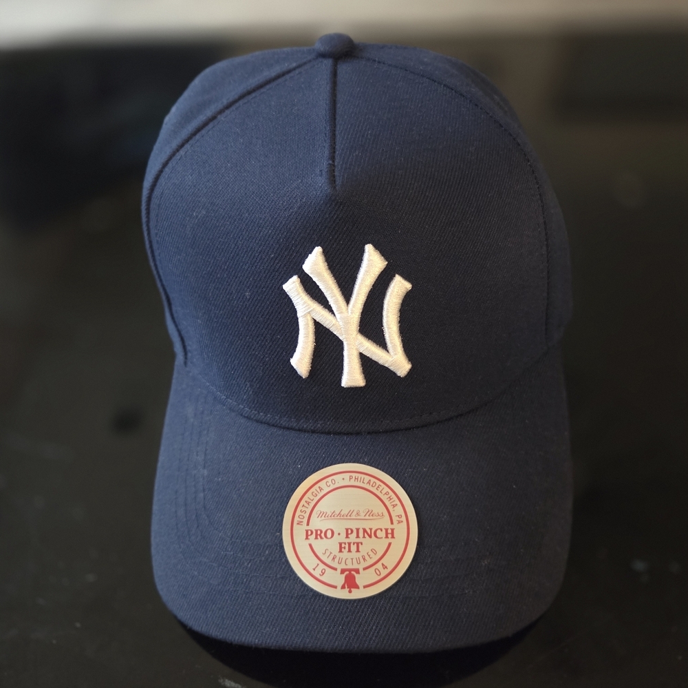 New York Yankees Navy Blue Cap